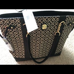Tommy Hilfiger tote